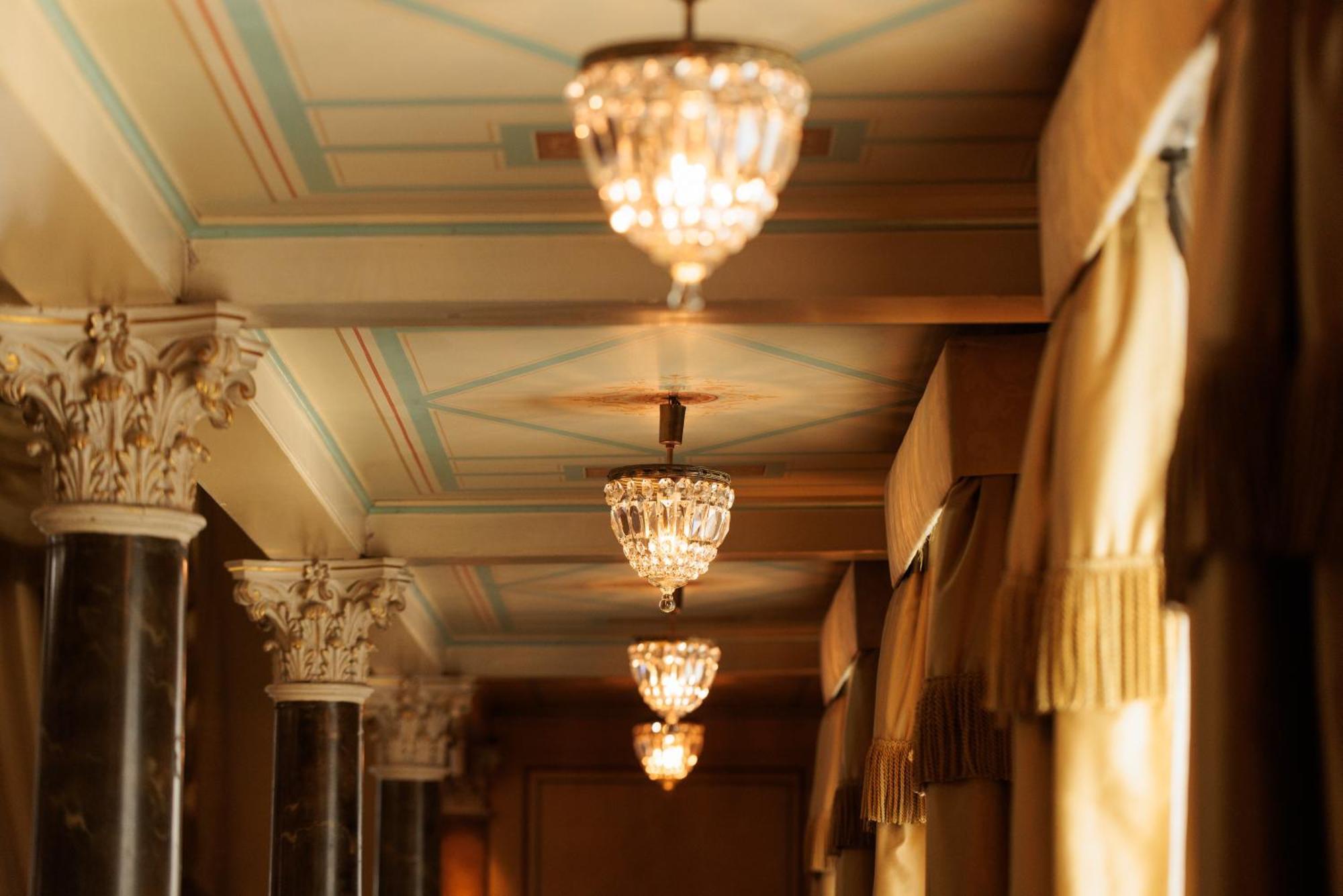 Romantik Seehotel Sonne Kusnacht Ngoại thất bức ảnh