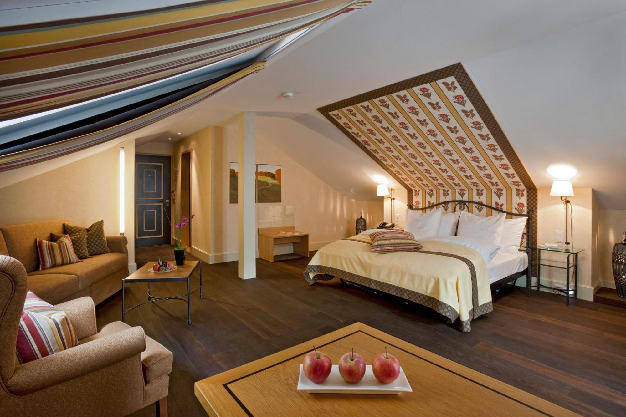 Romantik Seehotel Sonne Kusnacht Ngoại thất bức ảnh